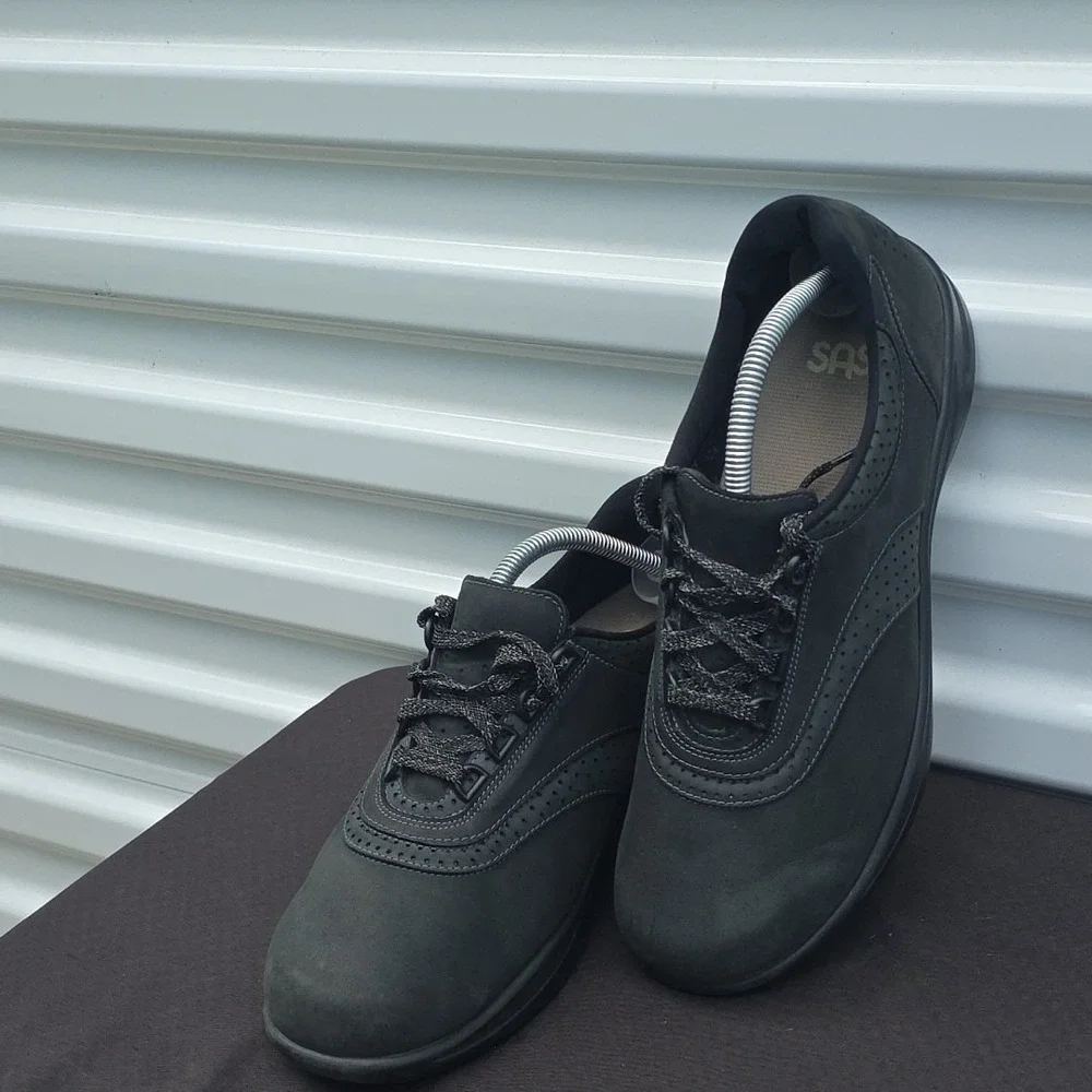 SAS Womens 11 M Sneaker Walk Easy Charcoal‎ Grey Nubuck Walking Shoes  Comfort